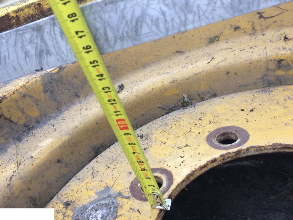 Felgi Cat Caterpillar 12x25 - Fälg för Byggmaskiner: bild 2 Felgi Cat Caterpillar 12x25 - Fälg för Byggmaskiner: bild 2