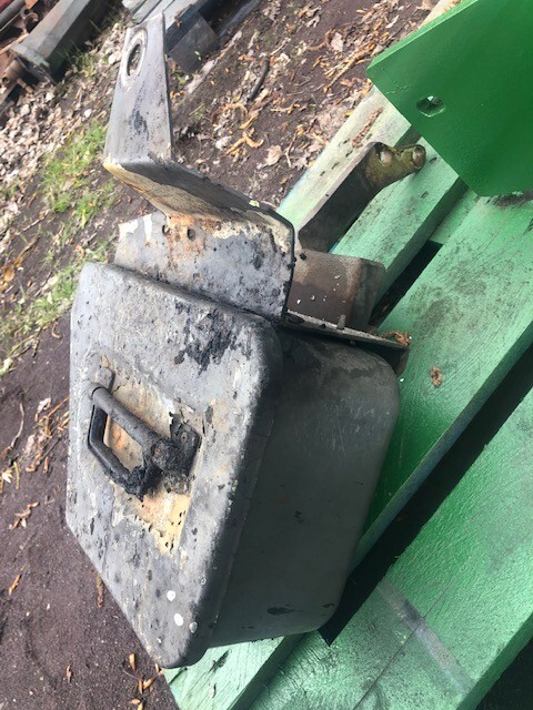 Fendt 311 , 312 LSA - Skrzynka Narzędziowa - Ram/ Chassi för Traktor: bild 3 Fendt 311 , 312 LSA - Skrzynka Narzędziowa - Ram/ Chassi för Traktor: bild 3