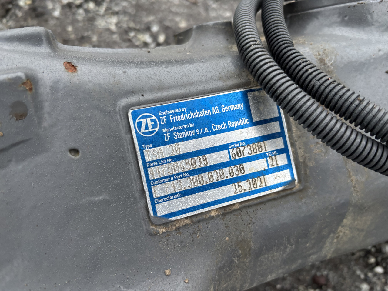 Fendt 720 724 ZF TSA 20 TSA20 4475065029 Most Przedni Obudowa mostu Pochwa CZĘŚCI - Axel och reservdelar för Lantbruksmaskiner: bild 3 Fendt 720 724 ZF TSA 20 TSA20 4475065029 Most Przedni Obudowa mostu Pochwa CZĘŚCI - Axel och reservdelar för Lantbruksmaskiner: bild 3