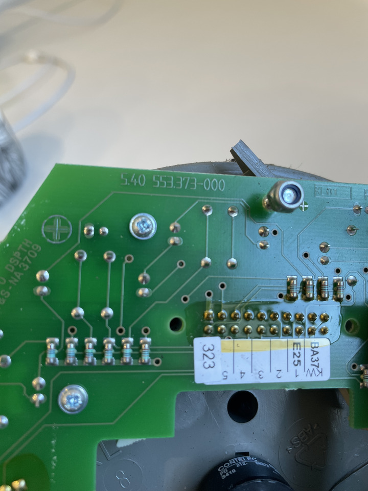 Fendt 920 - pulpit panel sterujący moduł EHR F916971070091 tył - Instrumentbräda för Lantbruksmaskiner: bild 2 Fendt 920 - pulpit panel sterujący moduł EHR F916971070091 tył - Instrumentbräda för Lantbruksmaskiner: bild 2