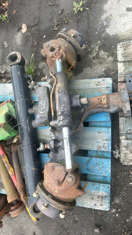 Fendt Vario 209 tms most przedni części. - Framaxel för Lantbruksmaskiner: bild 2 Fendt Vario 209 tms most przedni części. - Framaxel för Lantbruksmaskiner: bild 2