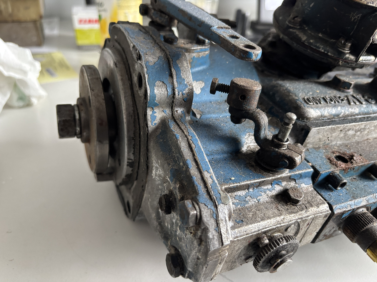 Ford TW25 - pompa wtryskowa paliwa - Bränslepump för Lantbruksmaskiner: bild 2 Ford TW25 - pompa wtryskowa paliwa - Bränslepump för Lantbruksmaskiner: bild 2