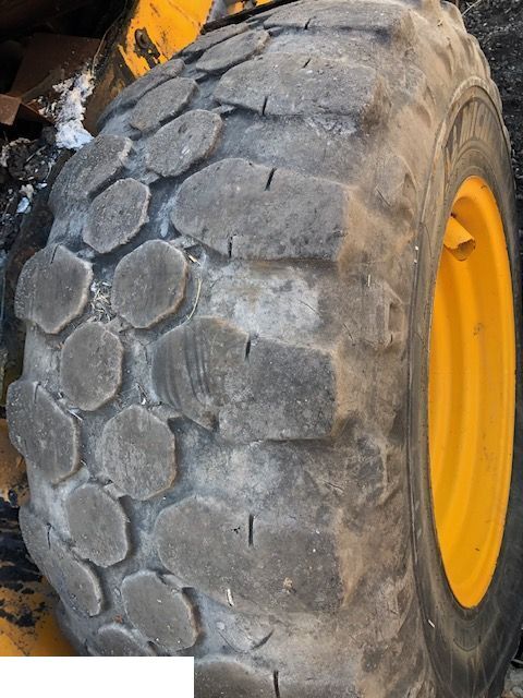JCB 460/70r24 - Koła / Opony - Komplett hjul för Lantbruksmaskiner: bild 1 JCB 460/70r24 - Koła / Opony - Komplett hjul för Lantbruksmaskiner: bild 1