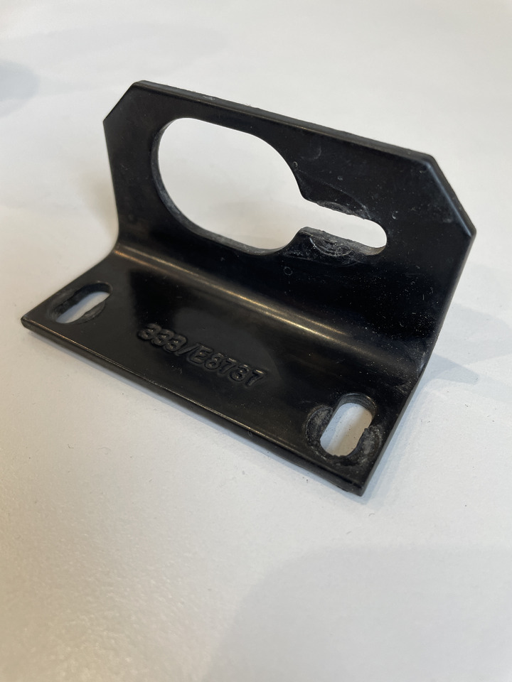 JCB 530 531 540 541 - podstawa czujnika skrętu kół 333/E8737 - Sensor för Lantbruksmaskiner: bild 3 JCB 530 531 540 541 - podstawa czujnika skrętu kół 333/E8737 - Sensor för Lantbruksmaskiner: bild 3