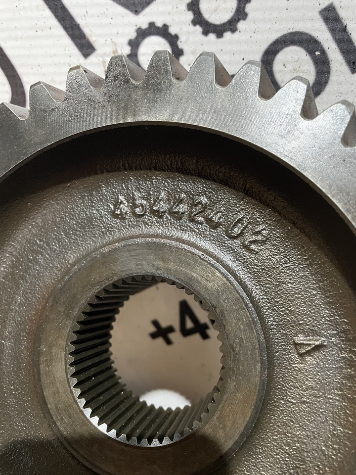 JCB Fastrac - koło zębate skrzyni biegów 40 zębów 454/42402 - Växellåda och reservdelar för Byggmaskiner: bild 2 JCB Fastrac - koło zębate skrzyni biegów 40 zębów 454/42402 - Växellåda och reservdelar för Byggmaskiner: bild 2