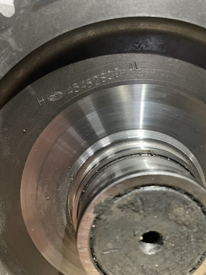 JCB Fastrac - kosz skrzyni biegów - Växellåda och reservdelar för Traktor: bild 1 JCB Fastrac - kosz skrzyni biegów - Växellåda och reservdelar för Traktor: bild 1