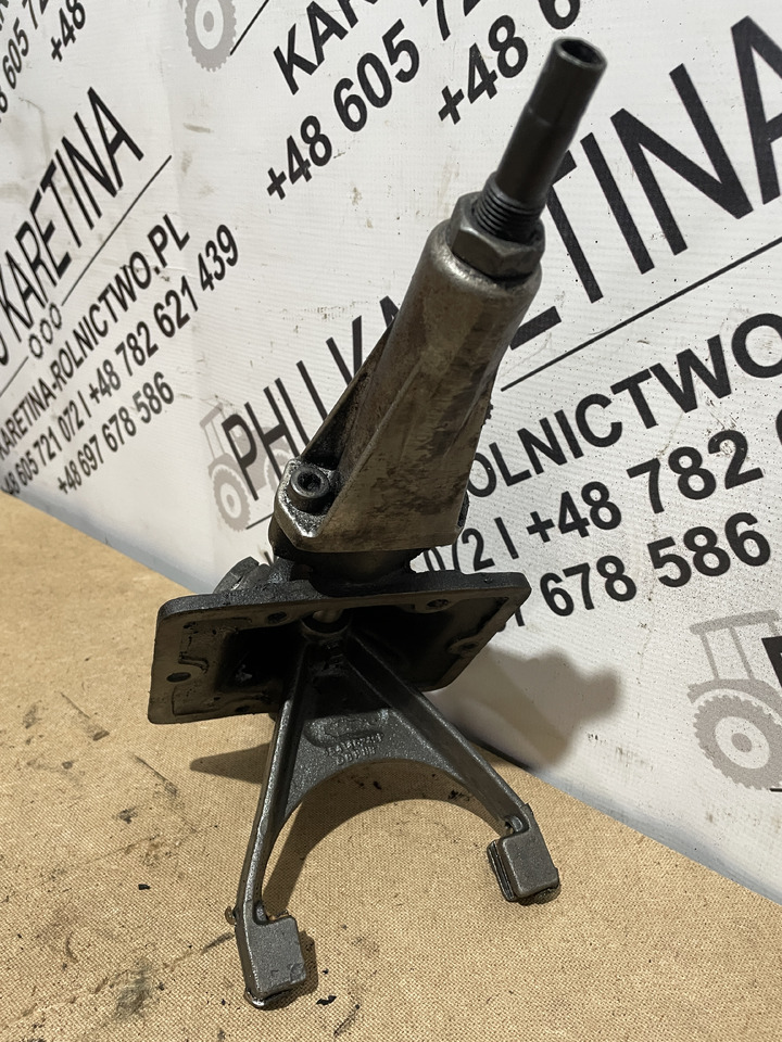 JCB Fastrac - napęd wałek wybieraka skrzyni biegów 454/40250 - Växellåda och reservdelar för Byggmaskiner: bild 2 JCB Fastrac - napęd wałek wybieraka skrzyni biegów 454/40250 - Växellåda och reservdelar för Byggmaskiner: bild 2