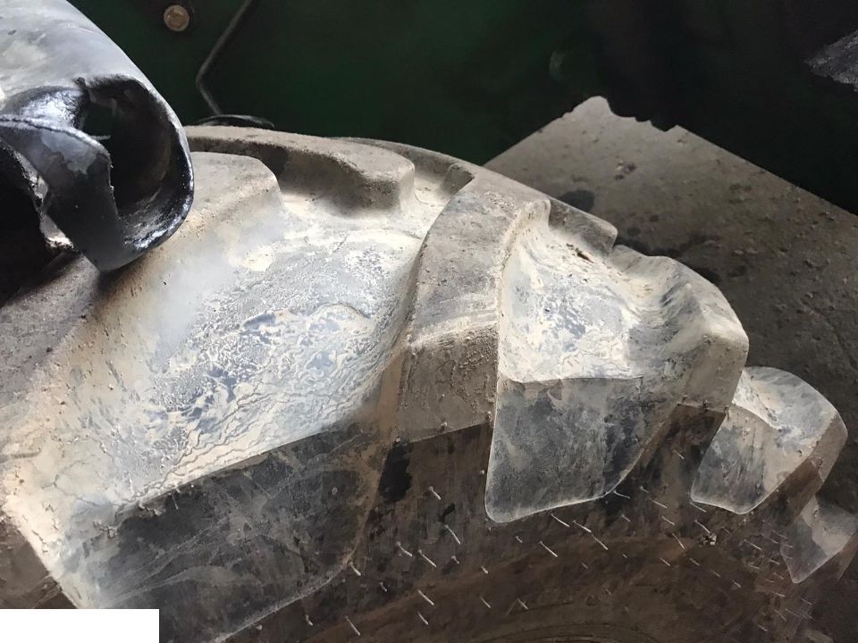 John Deere 3400 - CZĘŚCI - Felgi - Fälg för Lantbruksmaskiner: bild 5 John Deere 3400 - CZĘŚCI - Felgi - Fälg för Lantbruksmaskiner: bild 5