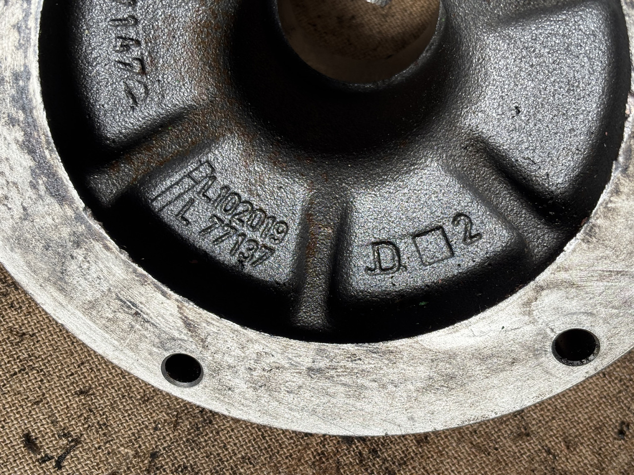 John Deere 6010 6110 6210 Pokrywa Łożyska Pierścień Łożysko L102019 AL112560 AL156506 - Motorlager för Lantbruksmaskiner: bild 4 John Deere 6010 6110 6210 Pokrywa Łożyska Pierścień Łożysko L102019 AL112560 AL156506 - Motorlager för Lantbruksmaskiner: bild 4