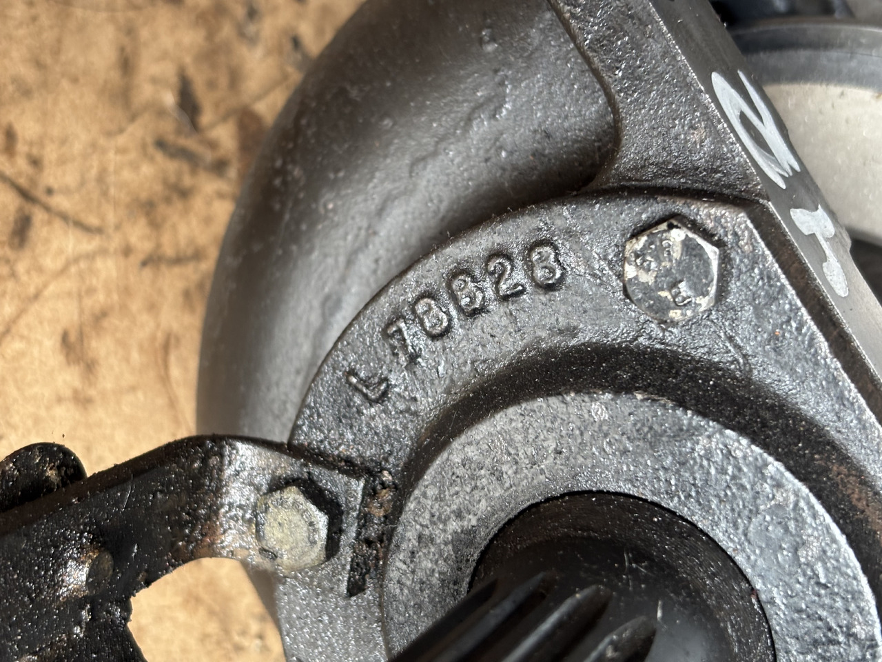 Drivaxel för Lantbruksmaskiner John Deere 6110, 6000, 6010 Przystawka Przedniego Napędu L76149 L101047: bild 7 Drivaxel för Lantbruksmaskiner John Deere 6110, 6000, 6010 Przystawka Przedniego Napędu L76149 L101047: bild 7