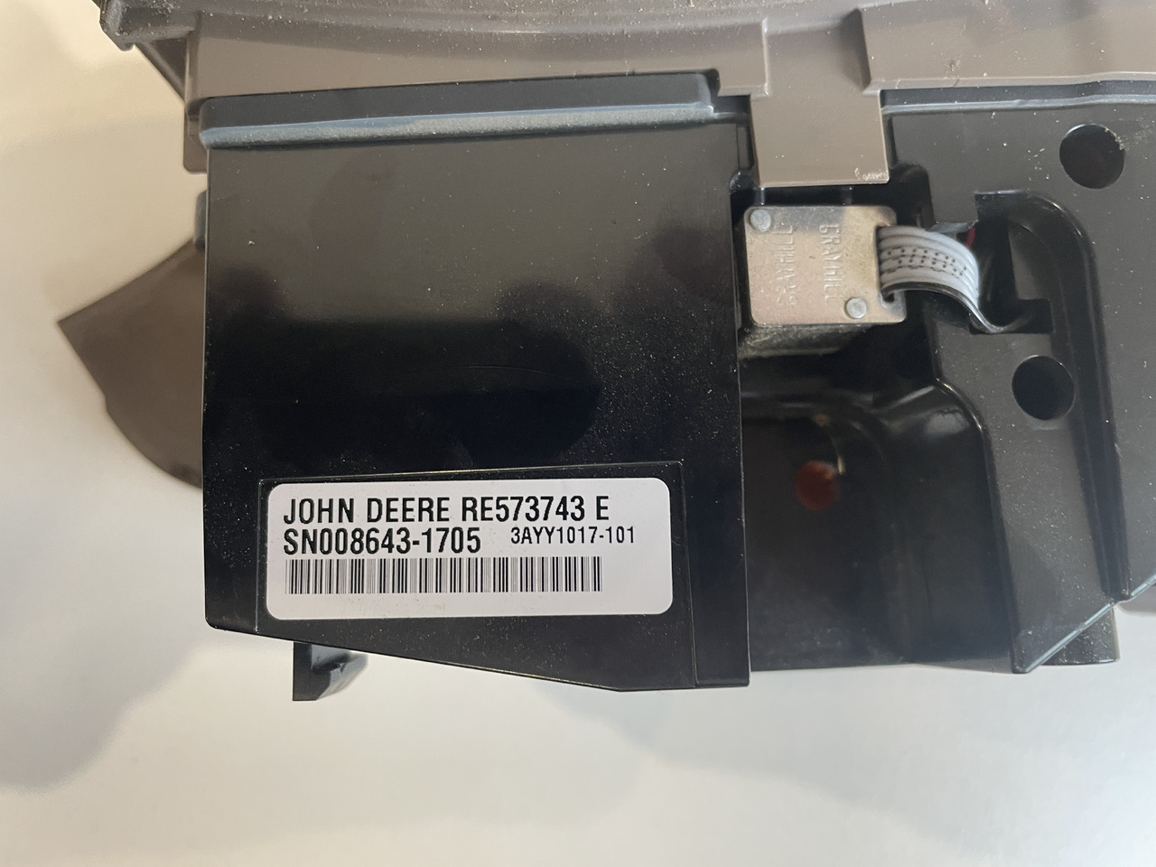 John Deere 6110R 6115R 6155R 6215R - panel sterowania prędkości RE573743 RE572110 - Instrumentbräda för Lantbruksmaskiner: bild 3 John Deere 6110R 6115R 6155R 6215R - panel sterowania prędkości RE573743 RE572110 - Instrumentbräda för Lantbruksmaskiner: bild 3