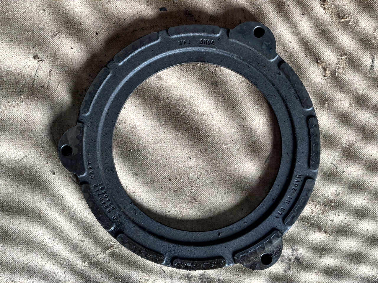 John Deere 6830 6930 7330 Docisk Hamulca Płytka R240691 R240712 - Bromsskivor för Lantbruksmaskiner: bild 1 John Deere 6830 6930 7330 Docisk Hamulca Płytka R240691 R240712 - Bromsskivor för Lantbruksmaskiner: bild 1