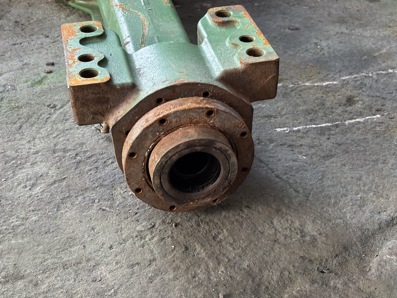 John Deere 7RXXX 7R330 7R 330 Obudowa przedniej osi R319072 R288788 - Framaxel för Lantbruksmaskiner: bild 4 John Deere 7RXXX 7R330 7R 330 Obudowa przedniej osi R319072 R288788 - Framaxel för Lantbruksmaskiner: bild 4