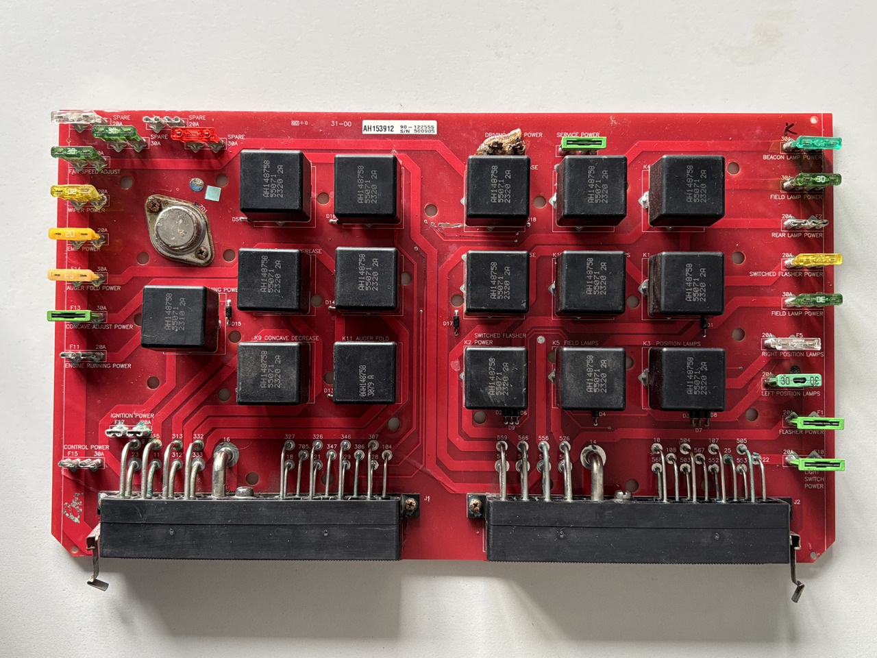 John Deere CTS AH153912 122555 Płyta bezpieczników - Säkring för Lantbruksmaskiner: bild 1 John Deere CTS AH153912 122555 Płyta bezpieczników - Säkring för Lantbruksmaskiner: bild 1