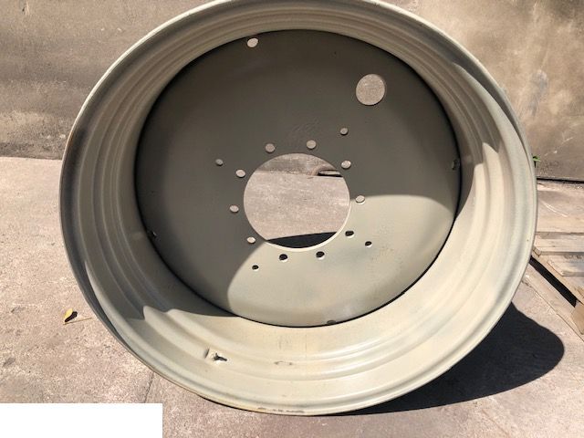 John Deere - Felga 23x38 - Fälg för Lantbruksmaskiner: bild 1 John Deere - Felga 23x38 - Fälg för Lantbruksmaskiner: bild 1