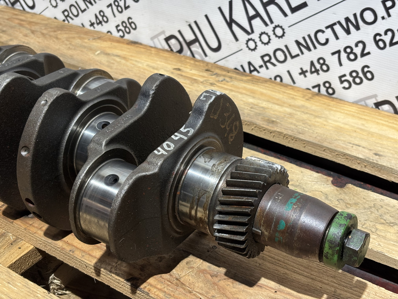 John Deere R503715 RE506195 HRE-506195 NRE506195 TR503715 Wał Korbowy - Vevaxel för Lantbruksmaskiner: bild 1 John Deere R503715 RE506195 HRE-506195 NRE506195 TR503715 Wał Korbowy - Vevaxel för Lantbruksmaskiner: bild 1