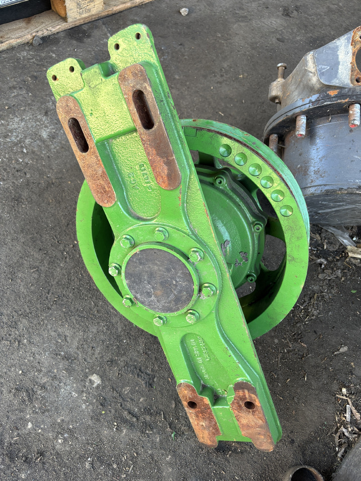 John Deere X9 1000 1100 - Front End Belt Drive Sheave, Fixed Speed W/ Clutch, LH - Rem för Lantbruksmaskiner: bild 3 John Deere X9 1000 1100 - Front End Belt Drive Sheave, Fixed Speed W/ Clutch, LH - Rem för Lantbruksmaskiner: bild 3