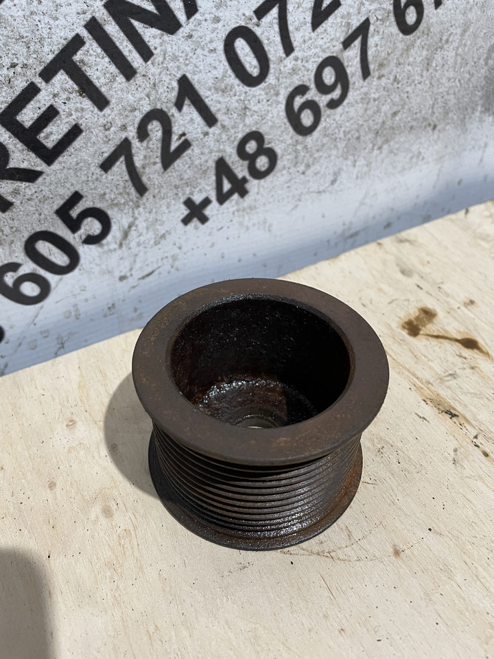 MAN Fendt 930 - koło pasowe rolka alternatora F920901010020 - Generator för Lantbruksmaskiner: bild 2 MAN Fendt 930 - koło pasowe rolka alternatora F920901010020 - Generator för Lantbruksmaskiner: bild 2