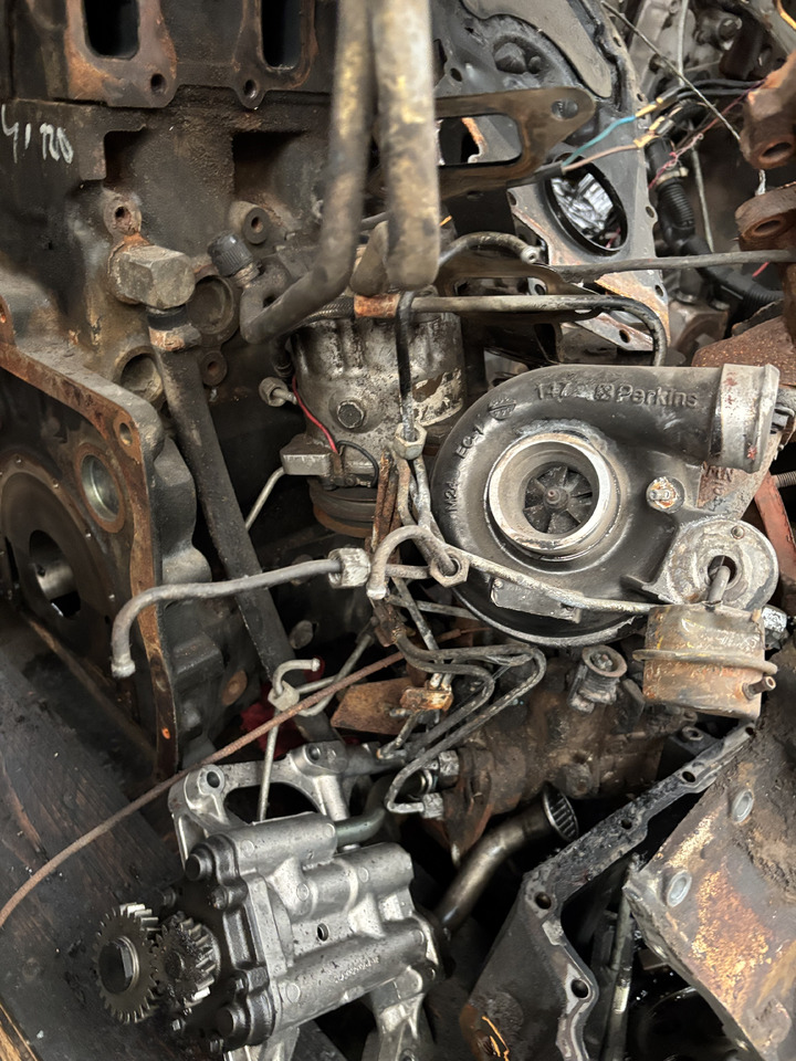 Manitou MLT 634-120 Perkins Silnik Blok Tryby Koło Pasowe Pokrywa Wał Korbowy CZĘŚCI - Vevaxel för Lantbruksmaskiner: bild 3 Manitou MLT 634-120 Perkins Silnik Blok Tryby Koło Pasowe Pokrywa Wał Korbowy CZĘŚCI - Vevaxel för Lantbruksmaskiner: bild 3