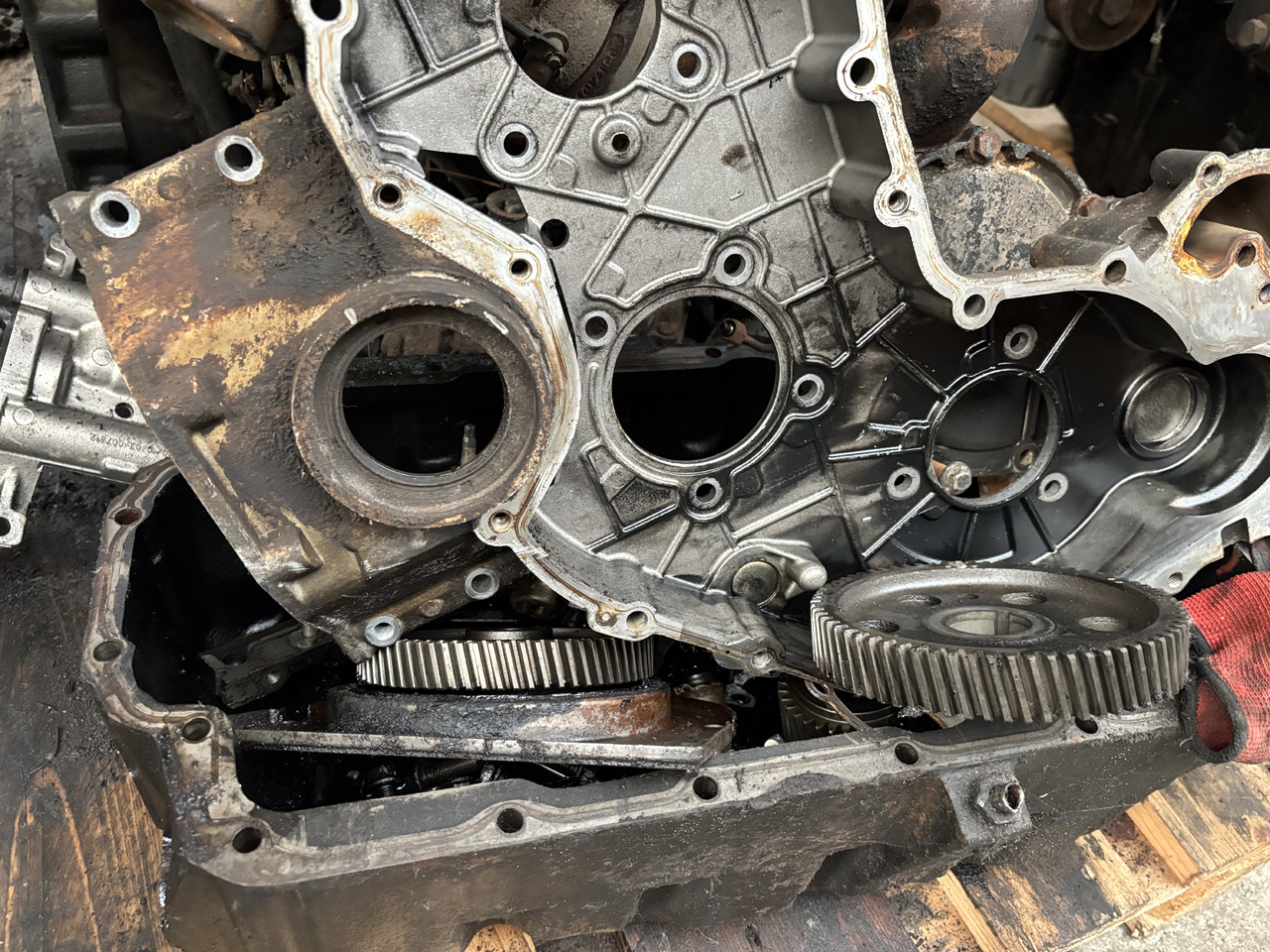 Manitou MLT 634-120 Perkins Silnik Blok Tryby Koło Pasowe Pokrywa Wał Korbowy CZĘŚCI - Vevaxel för Lantbruksmaskiner: bild 2 Manitou MLT 634-120 Perkins Silnik Blok Tryby Koło Pasowe Pokrywa Wał Korbowy CZĘŚCI - Vevaxel för Lantbruksmaskiner: bild 2