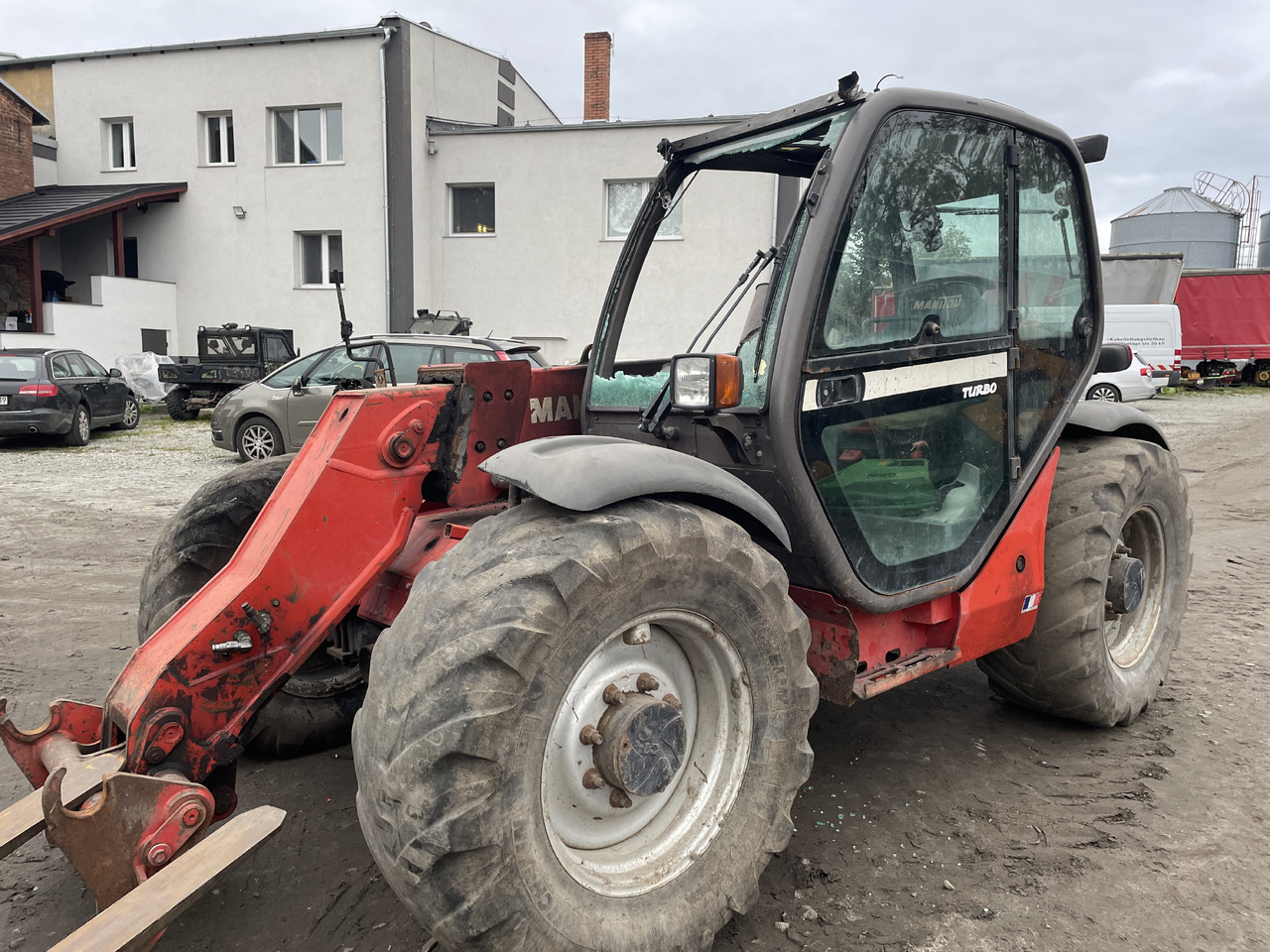 Manitou MLT 634 -  błotnik błotniki stelaże - Karosseri och exteriör för Materialhanteringsutrustning: bild 1 Manitou MLT 634 -  błotnik błotniki stelaże - Karosseri och exteriör för Materialhanteringsutrustning: bild 1