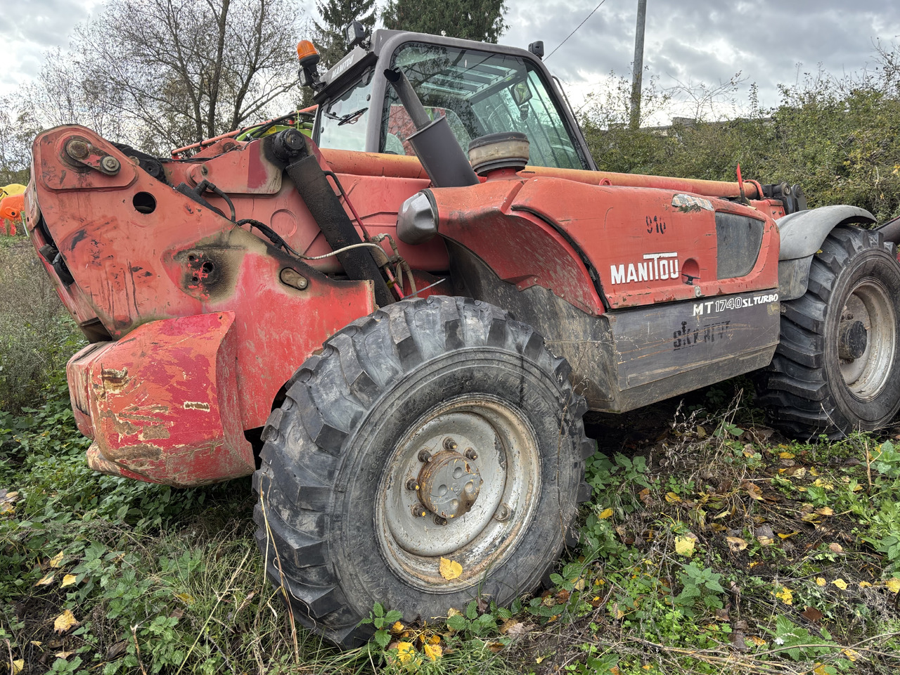 Manitou MT 1740 SLT  - Ładowarka Teleskopowa - Zderzak Tylni Zaczep Obciążnik Balast Przeciwwaga - Karosseri och exteriör för Teleskoplastar: bild 1 Manitou MT 1740 SLT  - Ładowarka Teleskopowa - Zderzak Tylni Zaczep Obciążnik Balast Przeciwwaga - Karosseri och exteriör för Teleskoplastar: bild 1