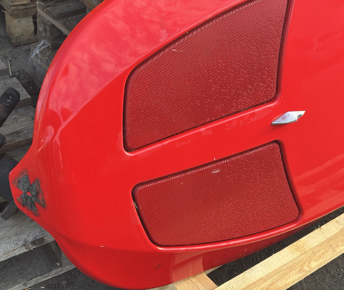 Massey Ferguson 5613 Maska - Karosseri och exteriör för Lantbruksmaskiner: bild 3 Massey Ferguson 5613 Maska - Karosseri och exteriör för Lantbruksmaskiner: bild 3