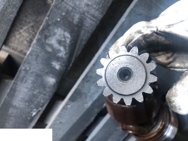 Massey Ferguson - Półoś - Drivaxel för Lantbruksmaskiner: bild 1 Massey Ferguson - Półoś - Drivaxel för Lantbruksmaskiner: bild 1