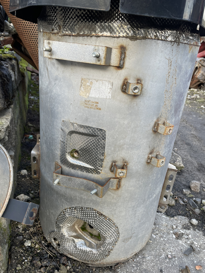 Massey Fergusson 8670 - wydech tłumik - Ljuddämpare för Lantbruksmaskiner: bild 3 Massey Fergusson 8670 - wydech tłumik - Ljuddämpare för Lantbruksmaskiner: bild 3