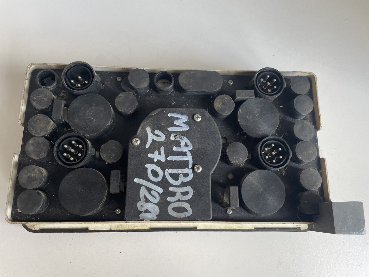 Matbro TS260 TS280 - licznik zegary - Instrumentbräda för Materialhanteringsutrustning: bild 2 Matbro TS260 TS280 - licznik zegary - Instrumentbräda för Materialhanteringsutrustning: bild 2