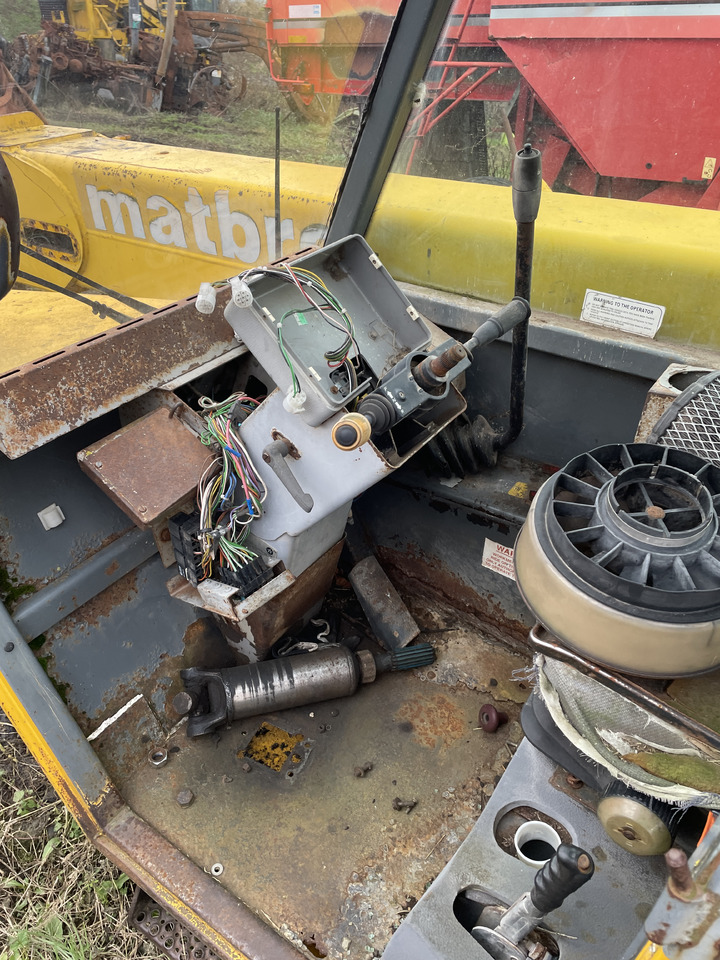 Matbro TS280 - kabina - Hytt för Materialhanteringsutrustning: bild 2 Matbro TS280 - kabina - Hytt för Materialhanteringsutrustning: bild 2