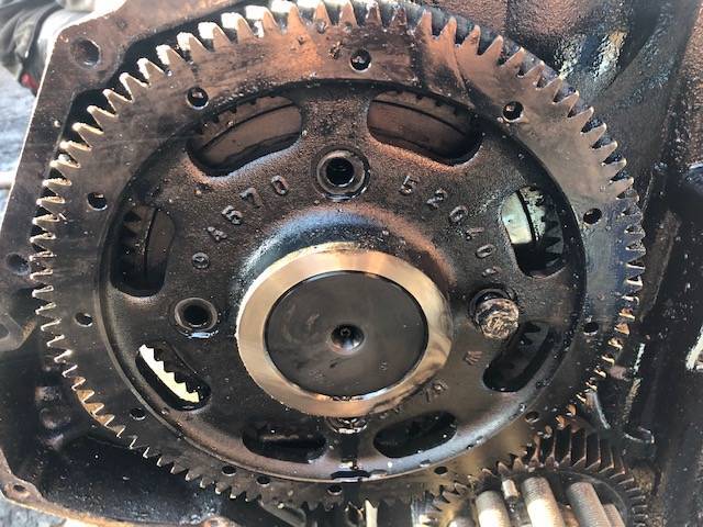 Mercedes Axor OM457LA Wałek Rozrządu - 4570511101 - Kamaxel för Lantbruksmaskiner: bild 1 Mercedes Axor OM457LA Wałek Rozrządu - 4570511101 - Kamaxel för Lantbruksmaskiner: bild 1