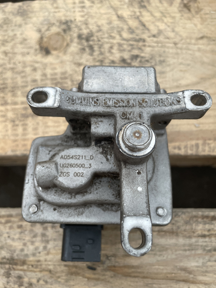 Mercedes Cummins Detroit - dozownik DEF - A0001407539 A0001405139 - Avgassystem för Byggmaskiner: bild 3 Mercedes Cummins Detroit - dozownik DEF - A0001407539 A0001405139 - Avgassystem för Byggmaskiner: bild 3