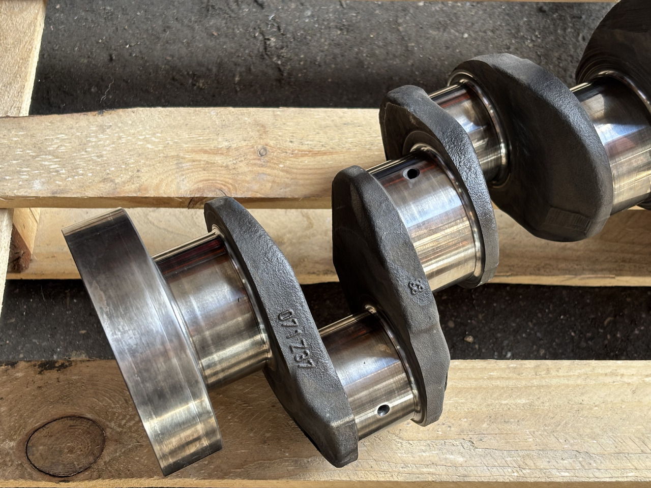 Mercedes OM366 Wał Korbowy 3660301602U 3660300702 3660301102 3660301402 - Vevaxel för Lantbruksmaskiner: bild 3 Mercedes OM366 Wał Korbowy 3660301602U 3660300702 3660301102 3660301402 - Vevaxel för Lantbruksmaskiner: bild 3