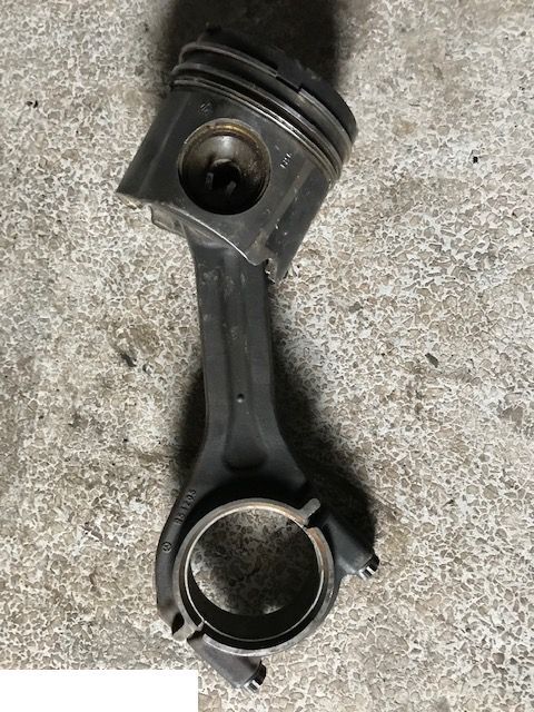 Mercedes OM502 - Korbowody - Vevstake för Lantbruksmaskiner: bild 1 Mercedes OM502 - Korbowody - Vevstake för Lantbruksmaskiner: bild 1