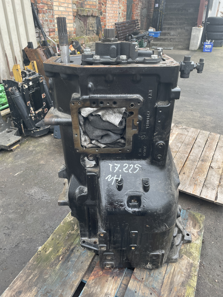 New Holland T7.225 - skrzynia biegów 47960856 - Växellåda för Lantbruksmaskiner: bild 1 New Holland T7.225 - skrzynia biegów 47960856 - Växellåda för Lantbruksmaskiner: bild 1