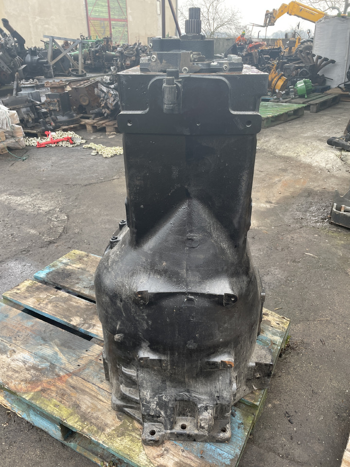 New Holland T7.225 - skrzynia biegów 47960856 - Växellåda för Lantbruksmaskiner: bild 4 New Holland T7.225 - skrzynia biegów 47960856 - Växellåda för Lantbruksmaskiner: bild 4