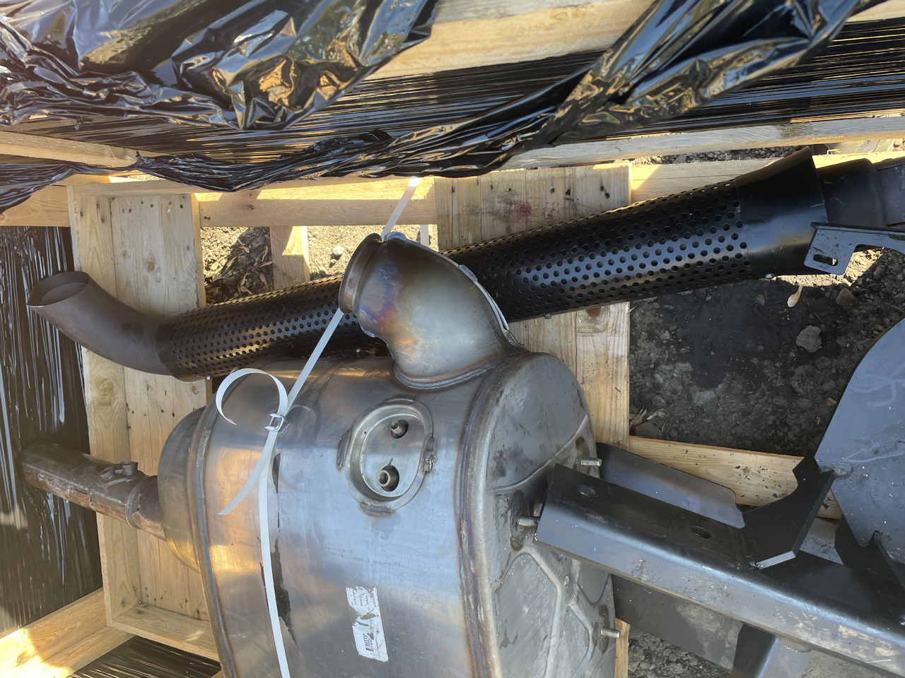 New Holland T7 Case Puma - tłumik 51521186 48139007 - Ljuddämpare för Lantbruksmaskiner: bild 2 New Holland T7 Case Puma - tłumik 51521186 48139007 - Ljuddämpare för Lantbruksmaskiner: bild 2