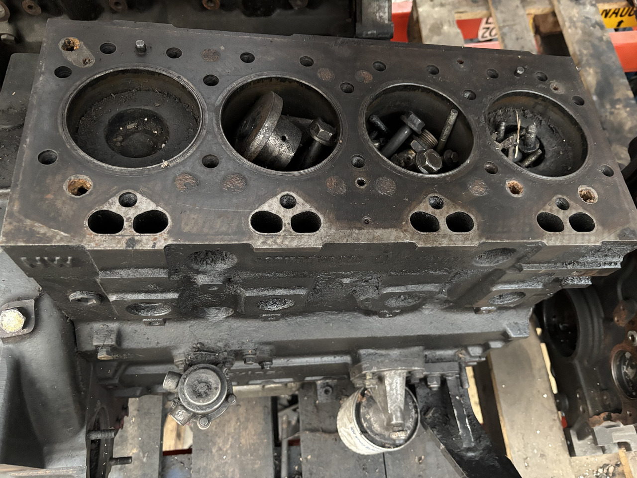 Perkins 1996/2400 Silnik Blok Miska Olejowa Wał korbowy - Vevaxel för Lantbruksmaskiner: bild 5 Perkins 1996/2400 Silnik Blok Miska Olejowa Wał korbowy - Vevaxel för Lantbruksmaskiner: bild 5