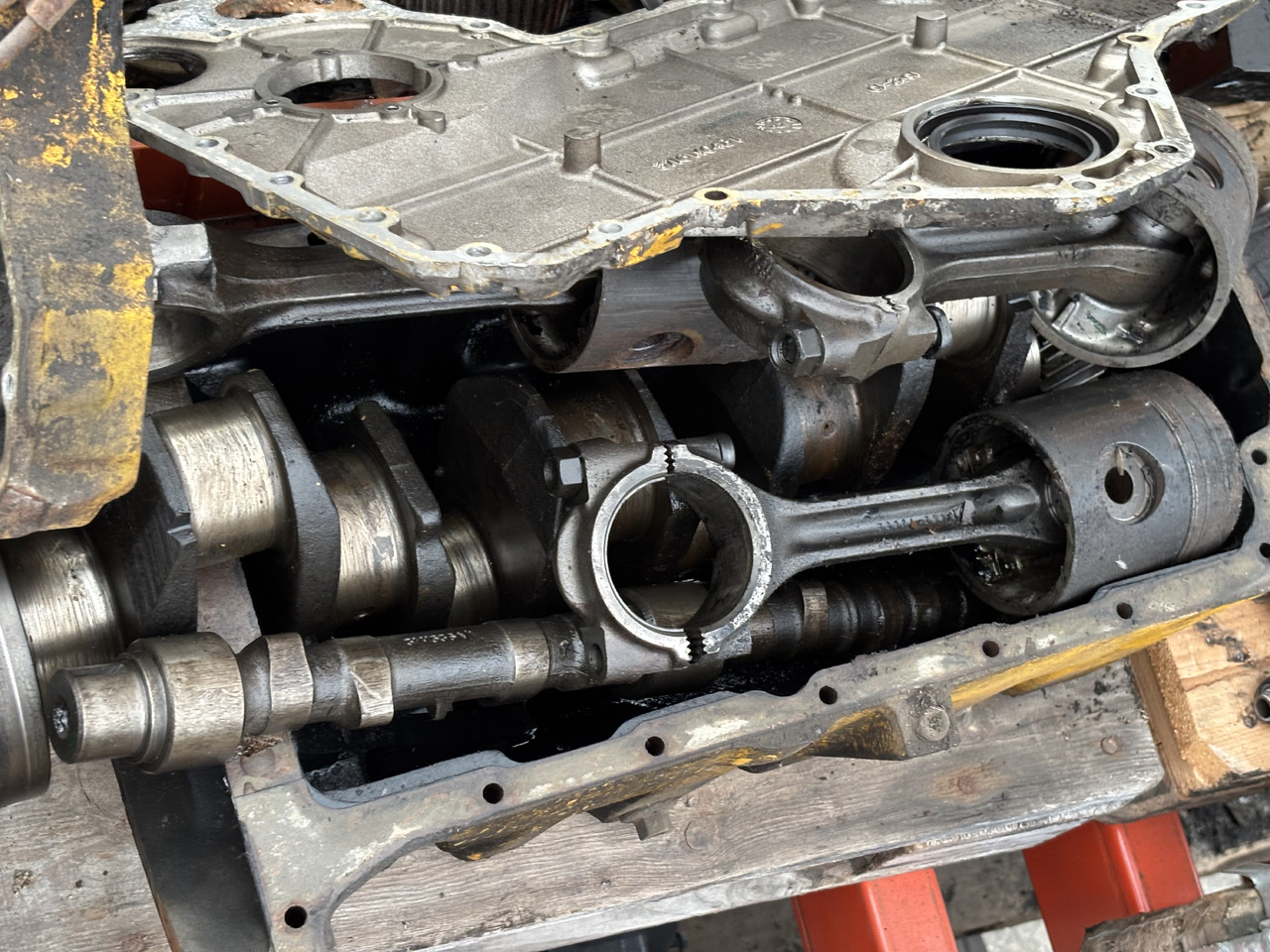 Perkins 4.236 4.248 Pokrywa Rozrządu Korbowód Tłok Miska Olejowa Tryb Koło Zamachowe CZĘŚCI - Svänghjul för Lantbruksmaskiner: bild 2 Perkins 4.236 4.248 Pokrywa Rozrządu Korbowód Tłok Miska Olejowa Tryb Koło Zamachowe CZĘŚCI - Svänghjul för Lantbruksmaskiner: bild 2