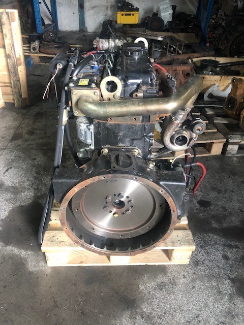 Perkins RG38138 Silnik Kompletny lub części - Motor för Lantbruksmaskiner: bild 2 Perkins RG38138 Silnik Kompletny lub części - Motor för Lantbruksmaskiner: bild 2