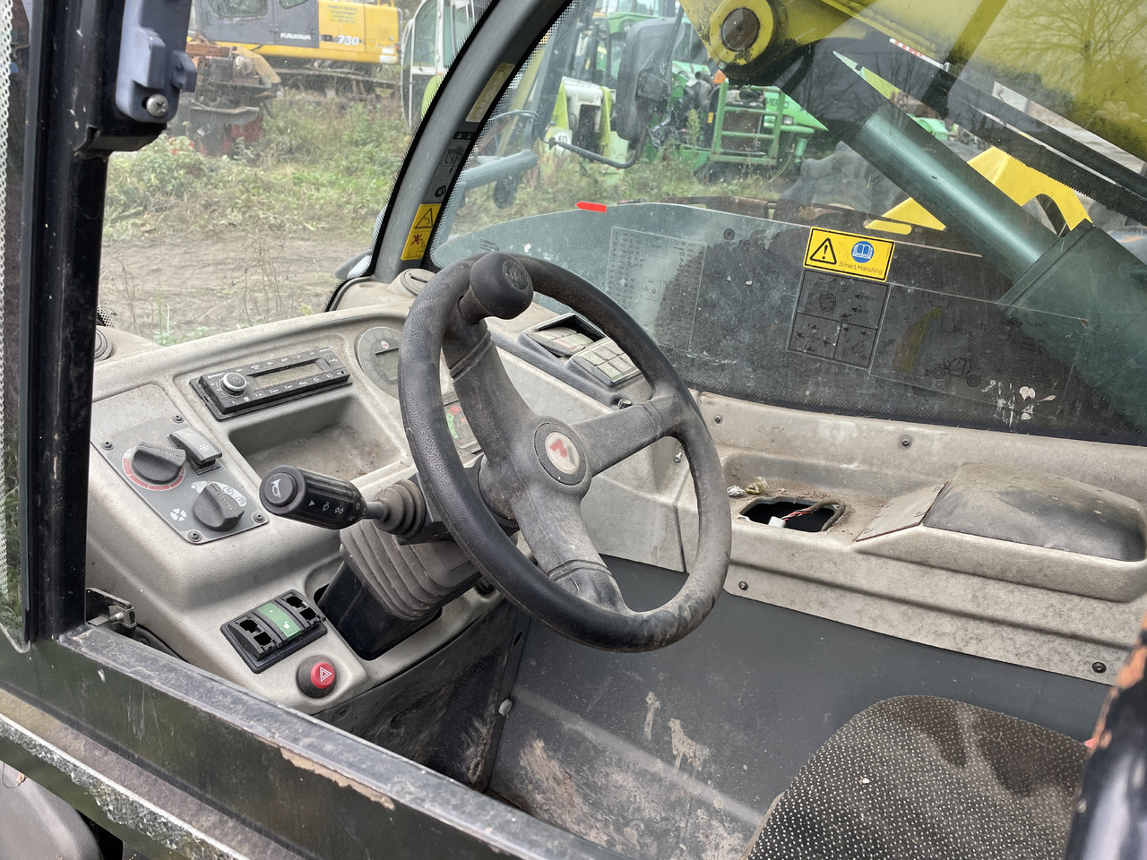 Kramer 2706 ładowarka części - kierownica plastiki manetka wyświetlacz - Reservdelar för Teleskoplastar: bild 1 Kramer 2706 ładowarka części - kierownica plastiki manetka wyświetlacz - Reservdelar för Teleskoplastar: bild 1