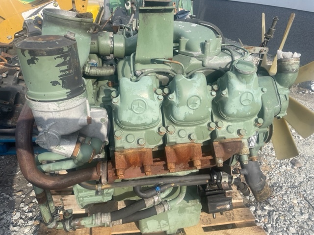 Silnik mercedes OM421 , 198kw - Motor för Lantbruksmaskiner: bild 1 Silnik mercedes OM421 , 198kw - Motor för Lantbruksmaskiner: bild 1