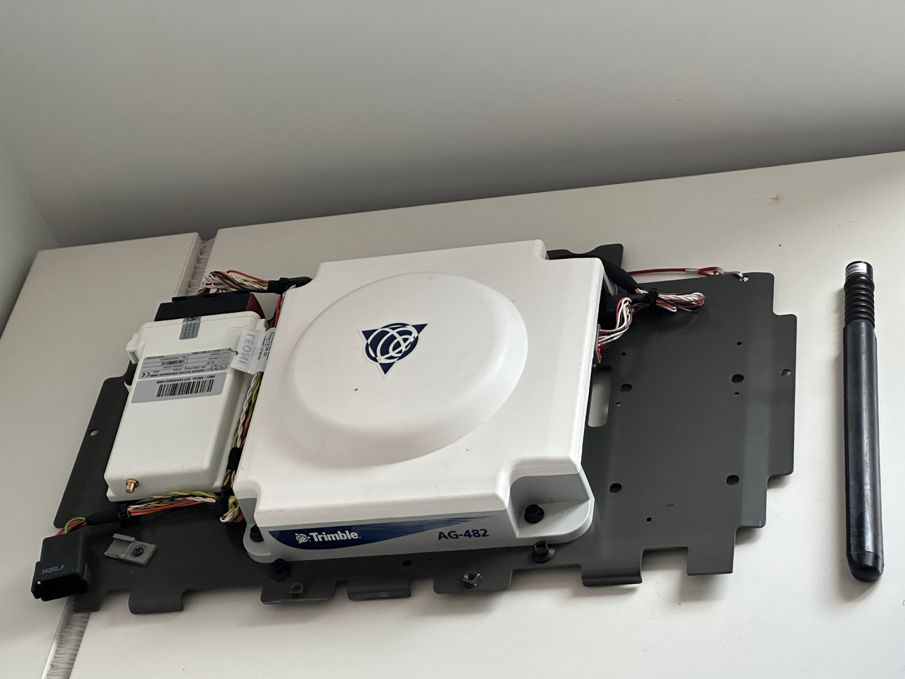 System nawigacyjny do Valtra Fendt Vario guide RTK Trimble AG-482 - Navigationssystem för Lantbruksmaskiner: bild 2 System nawigacyjny do Valtra Fendt Vario guide RTK Trimble AG-482 - Navigationssystem för Lantbruksmaskiner: bild 2