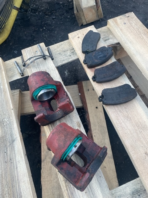 Zacisk hamulca merlo - Bromsok för Lantbruksmaskiner: bild 2 Zacisk hamulca merlo - Bromsok för Lantbruksmaskiner: bild 2