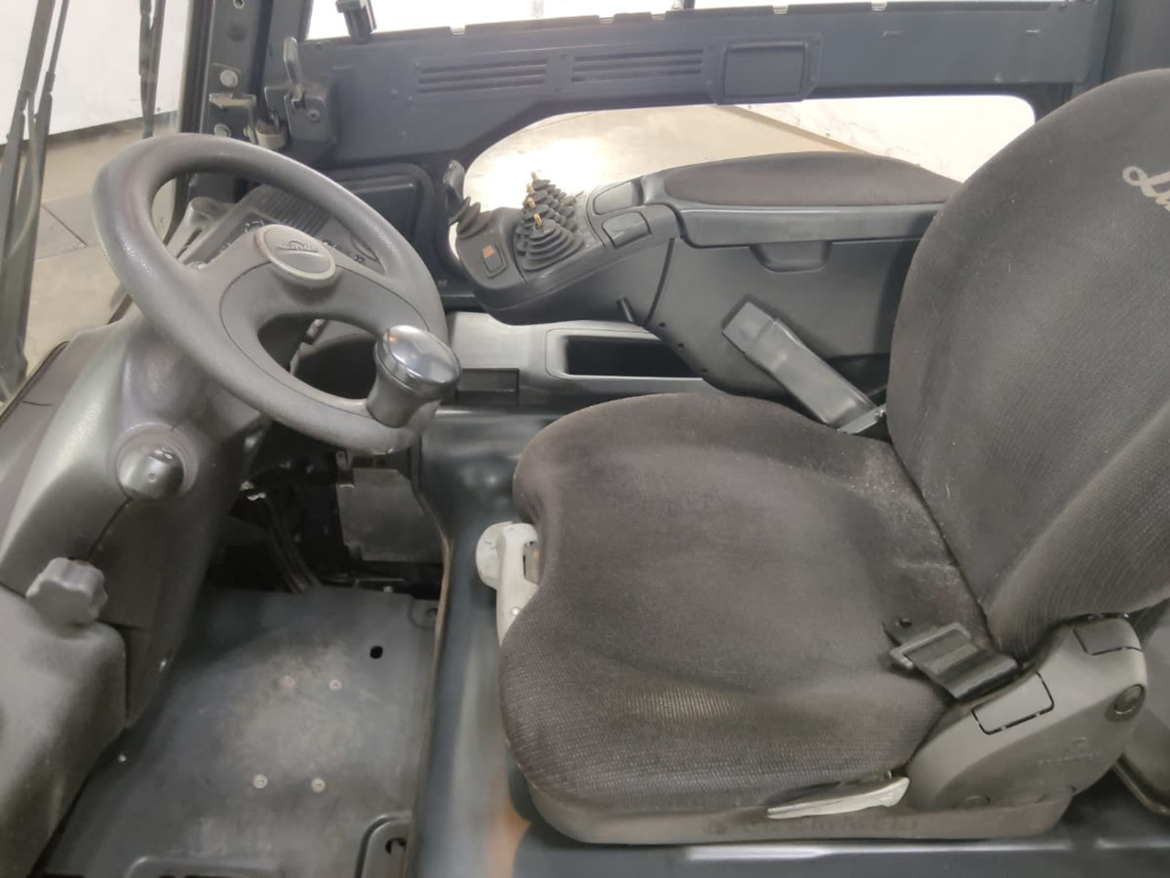 Linde E25-01 - Eltruck: bild 3 Linde E25-01 - Eltruck: bild 3