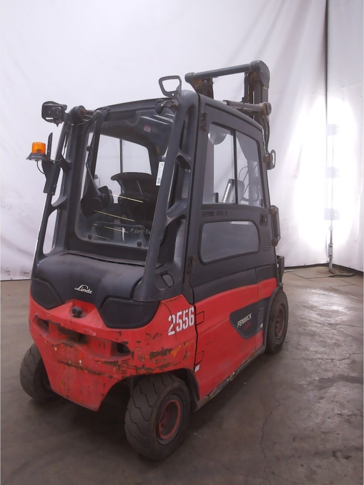Linde E25L-01 - Eltruck: bild 2 Linde E25L-01 - Eltruck: bild 2
