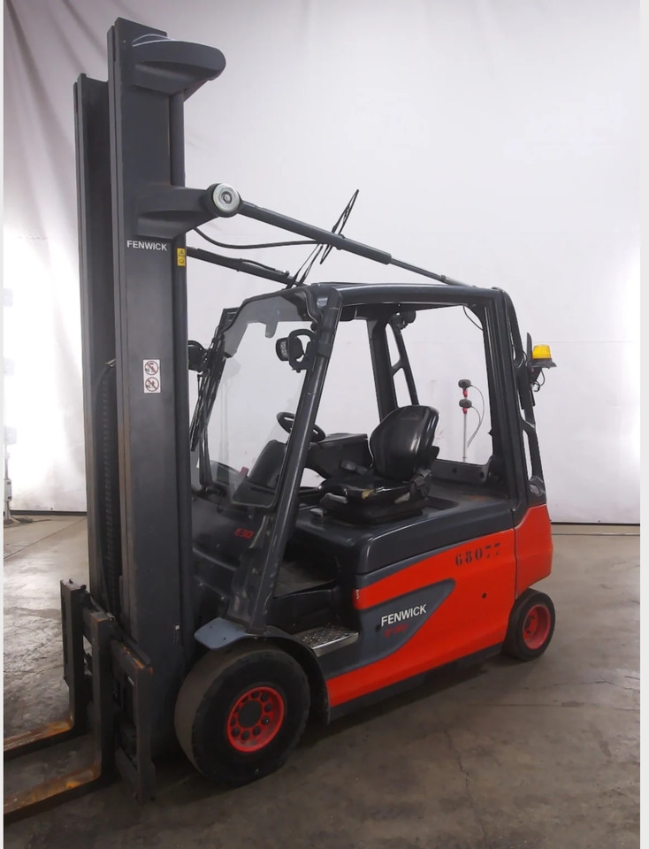 Linde E30L-01 - Eltruck: bild 1 Linde E30L-01 - Eltruck: bild 1