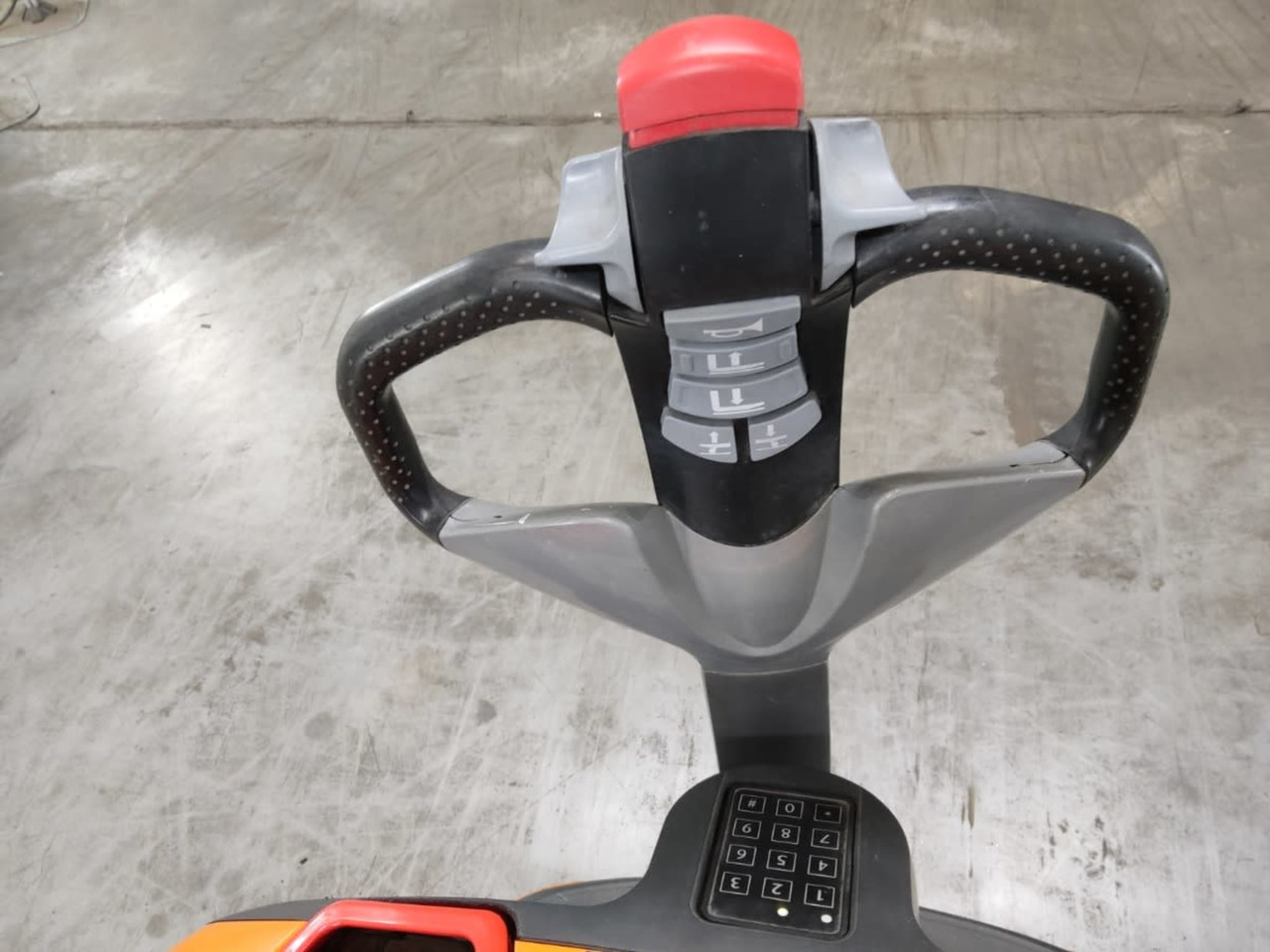 STILL EXU-H18 - Låglyftar: bild 4 STILL EXU-H18 - Låglyftar: bild 4