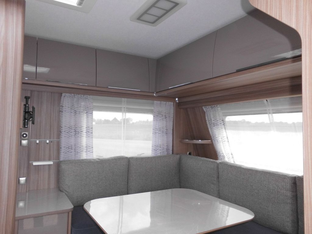 Fendt Tendenza 560 SFDW 2000kg. Batterie 75Ah Vivara Fendt Tendenza 560 SFDW mit Extras %Lagerabverkauf% - Husvagn: bild 5 Fendt Tendenza 560 SFDW 2000kg. Batterie 75Ah Vivara Fendt Tendenza 560 SFDW mit Extras %Lagerabverkauf% - Husvagn: bild 5